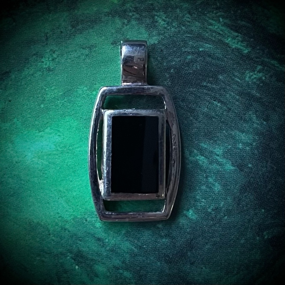 Black Onyx Sterling Silver Vintage Pendant 925